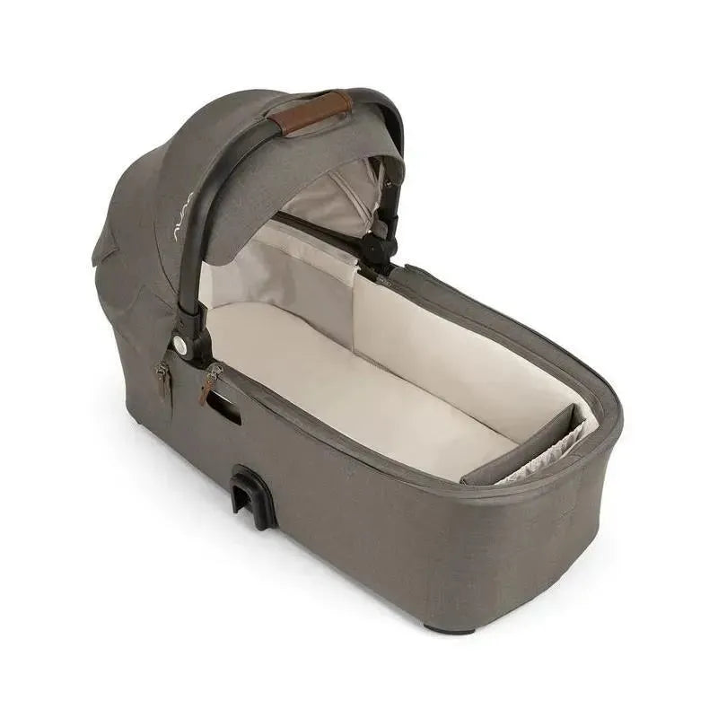 Nuna - Demi Next Hazelwood Bassinet + Stand