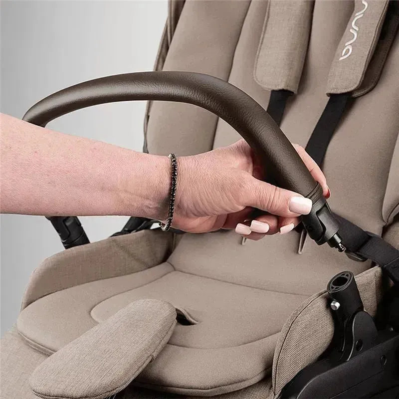 Nuna - Swiv Stroller, Acorn