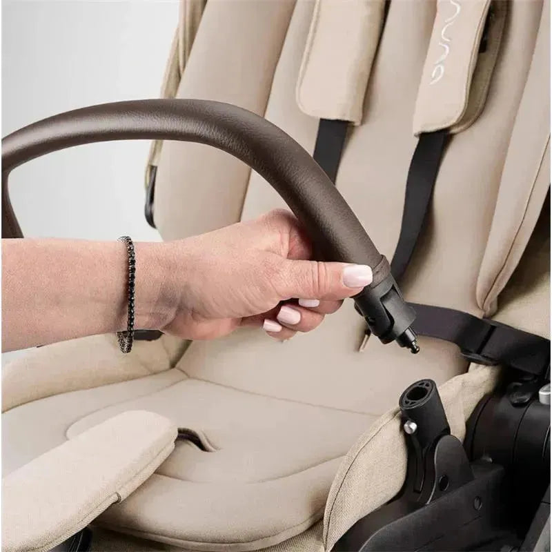 Nuna - Swiv Stroller, Biscotti