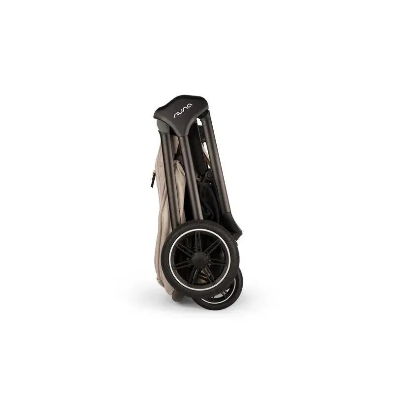 Nuna - Triv Next W Magnetic Buckle, Biscotti