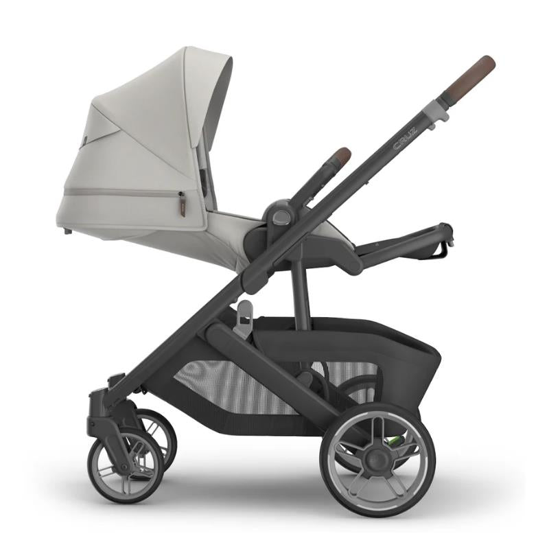 Uppababy - Cruz V3 Stroller Savannah (Pearl Gray Jacquard/Carbon Frame/Chestnut Leather)